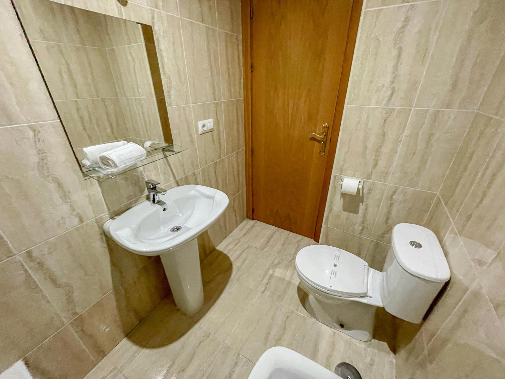 Apartamentos Ares 3000 Esterno foto